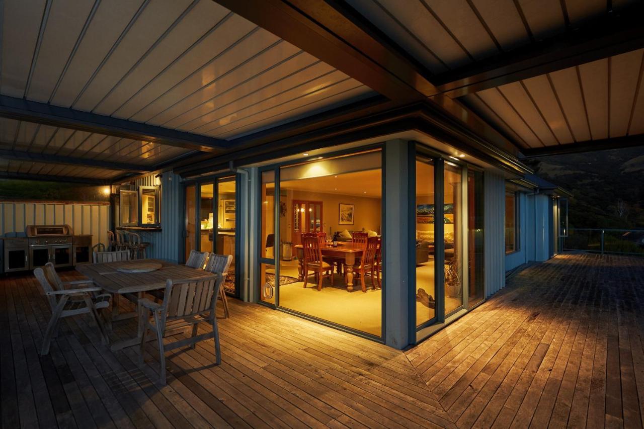 Akaroa Holiday Home Spacious And Quite With Stunning Harbour Views And Close To Town Exterior foto
